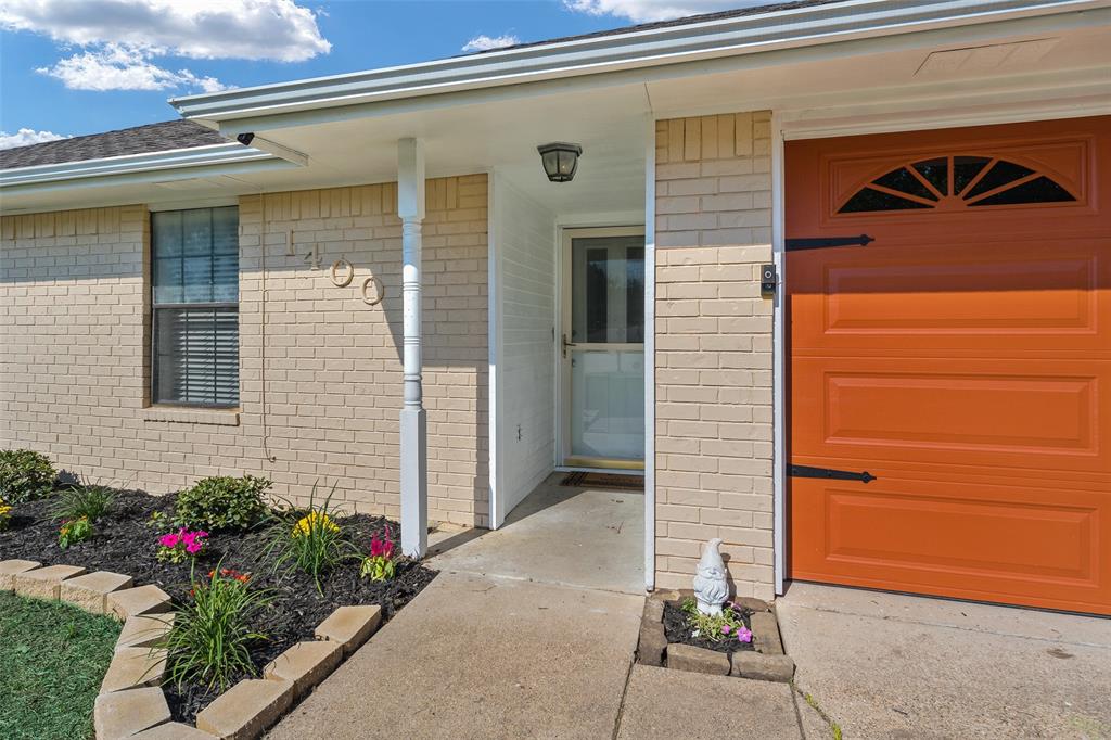 Casa Linda #8 - Residential