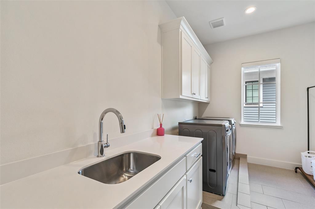 Llano Place - Residential