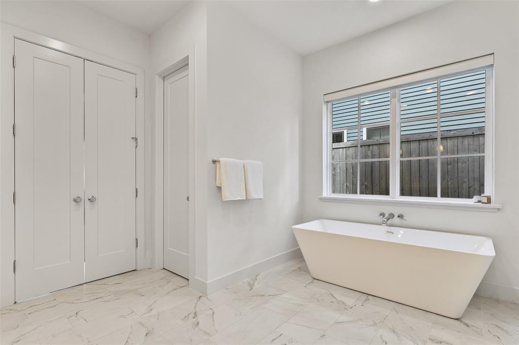 Llano Place - Residential