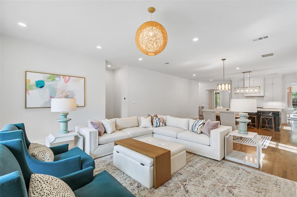 Llano Place - Residential