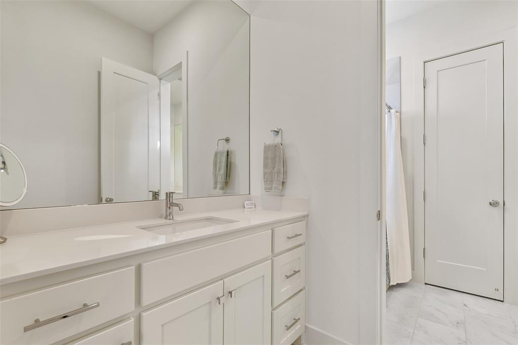 Llano Place - Residential