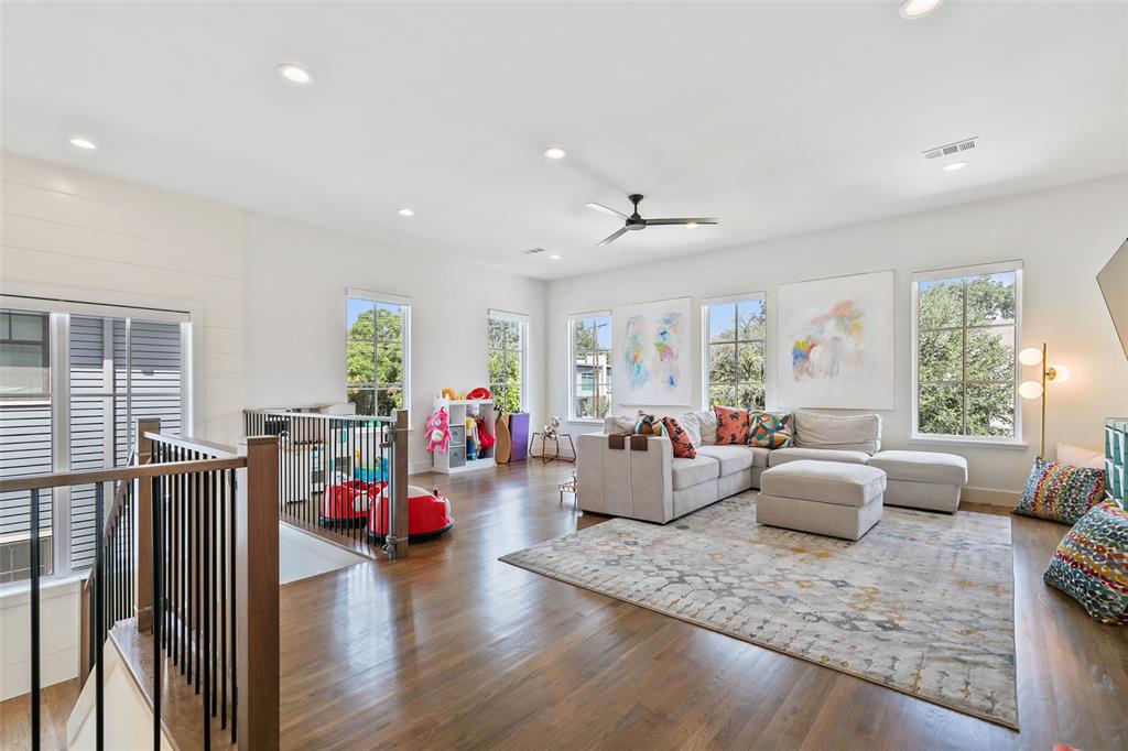 Llano Place - Residential