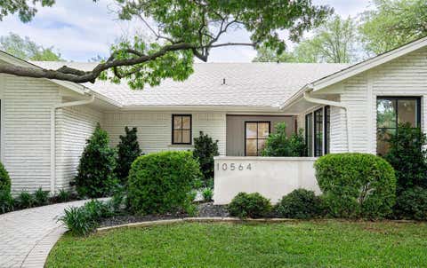 Photo of 10564 Cox Lane, Dallas, TX 75229 (MLS # 21315223)
