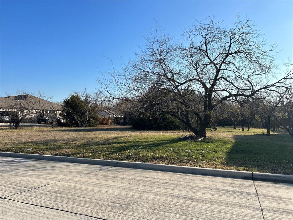 1012 Bentwater Parkway