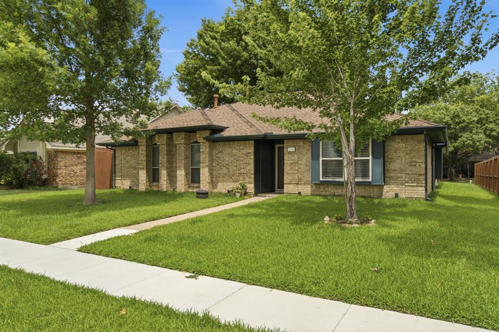 328 Lakewood Court