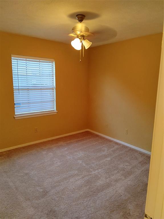 Lakeview Village 02 - Residential Lease