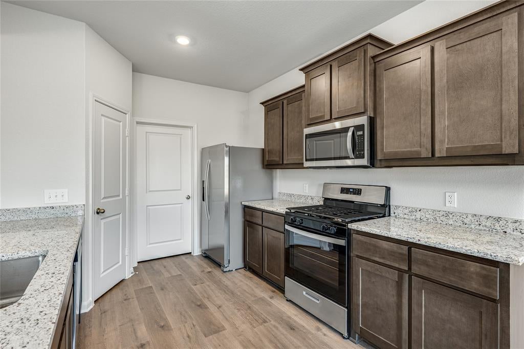 11213 Santana Drive