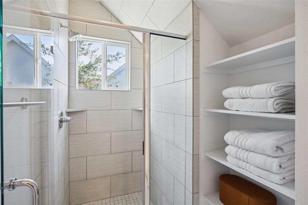 Grove at Lovers Lane 1 Add - Residential