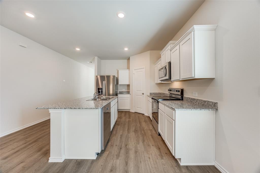 SWEETWATER PHASE II - Residential Lease