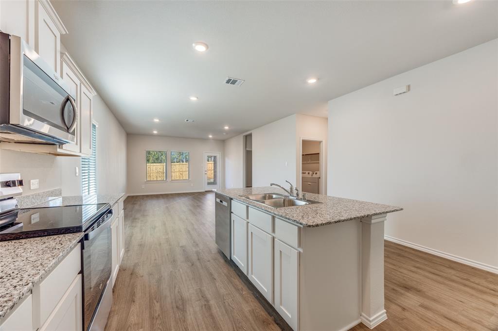 SWEETWATER PHASE II - Residential Lease