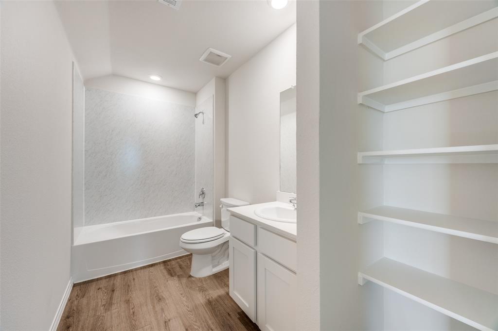 SWEETWATER PHASE II - Residential Lease