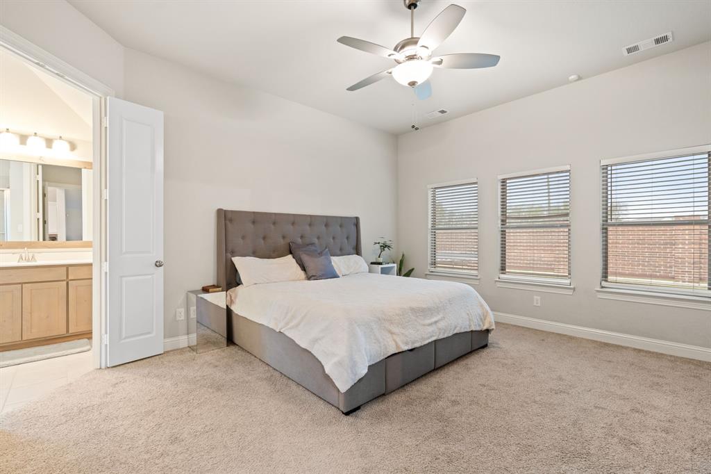 225 Lariat Trail