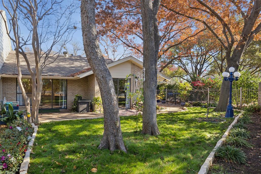 1207 Middlebrook Place