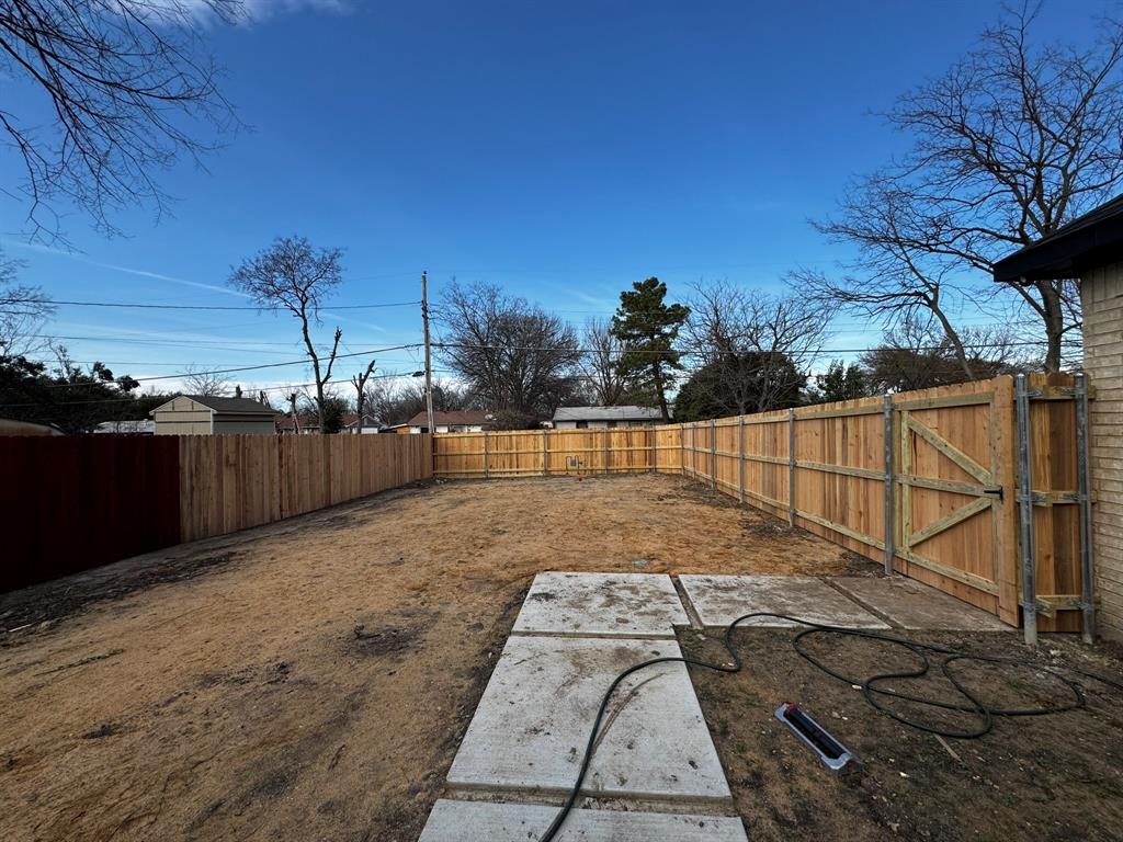 Cloverdale 04 - Residential