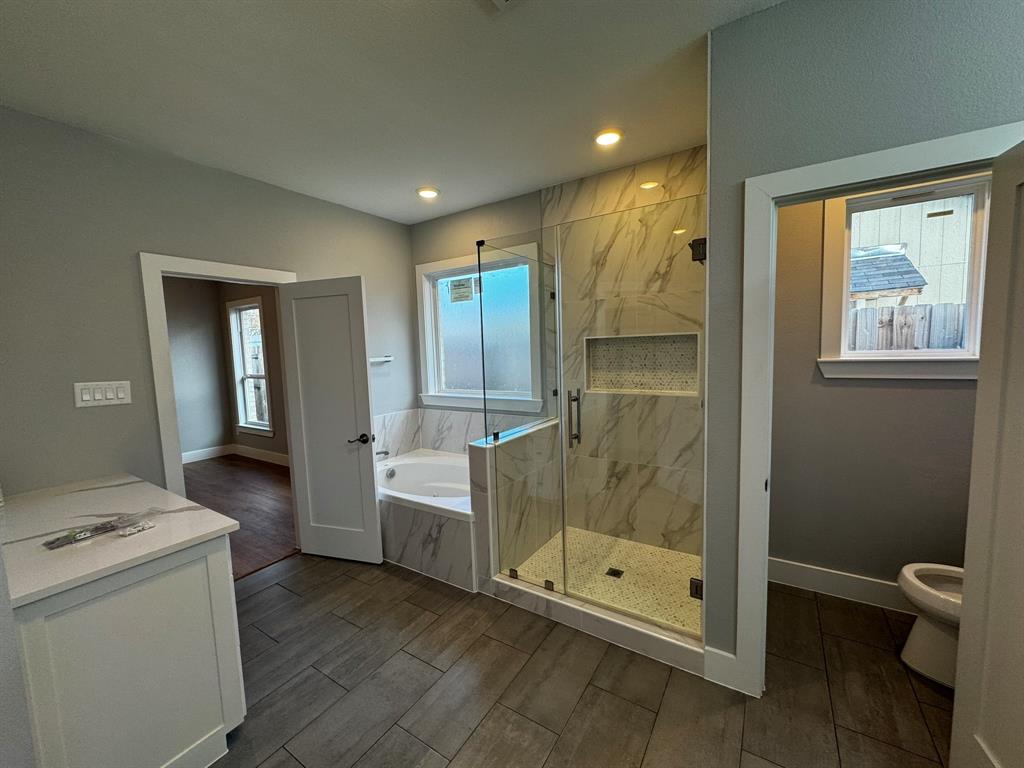 Cloverdale 04 - Residential