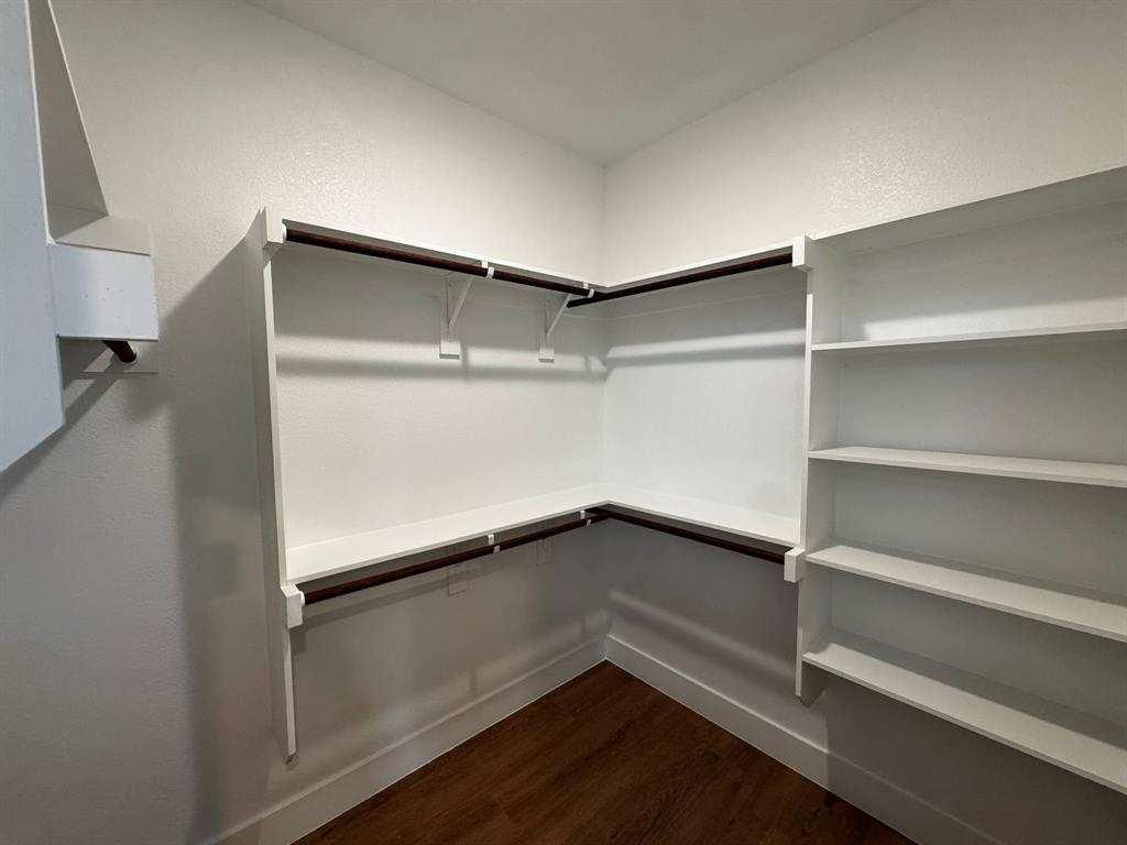 Cloverdale 04 - Residential