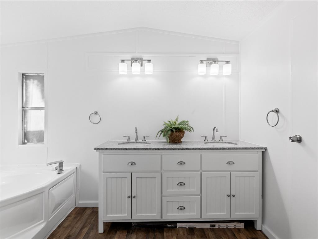 Deerwood - Residential