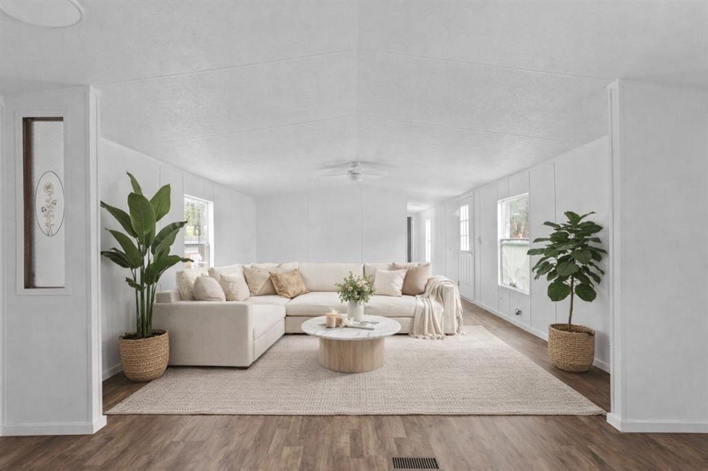 Deerwood - Residential