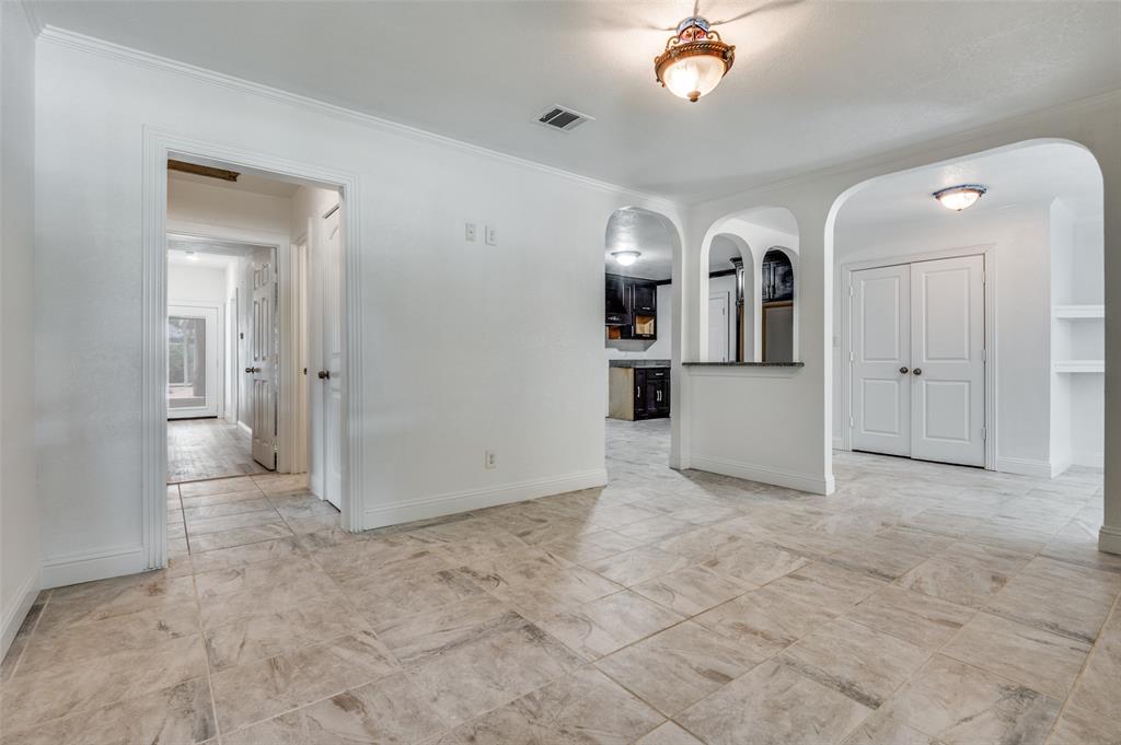 568 W Hammond Street