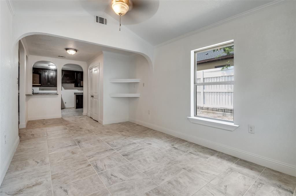 568 W Hammond Street
