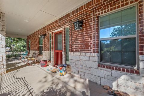 A home in Granbury