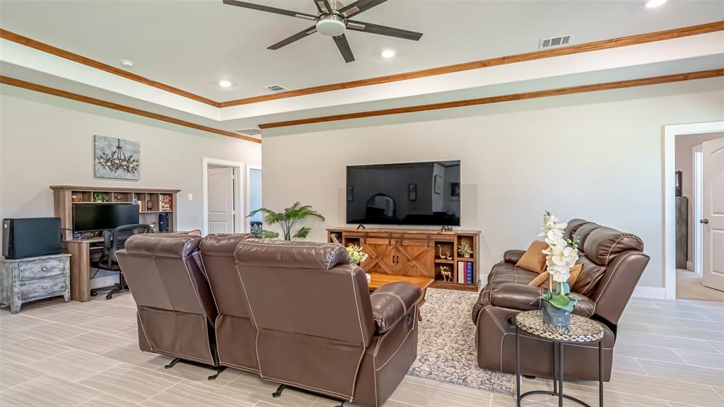 Quinlan, Texas 75474, United States, 3 Bedrooms Bedrooms, ,2 BathroomsBathrooms,Residential,Active,116619