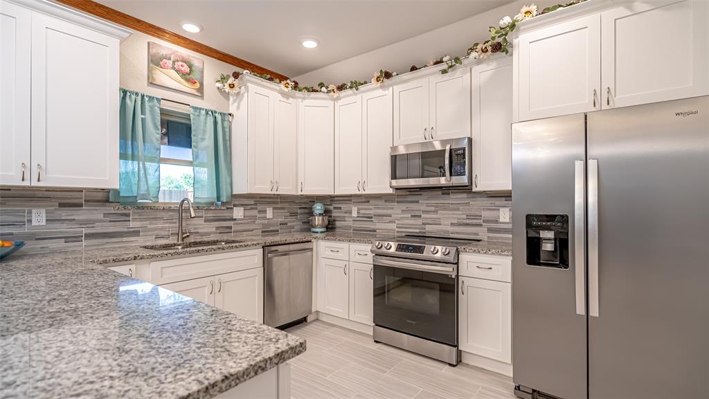 Quinlan, Texas 75474, United States, 3 Bedrooms Bedrooms, ,2 BathroomsBathrooms,Residential,Active,116619