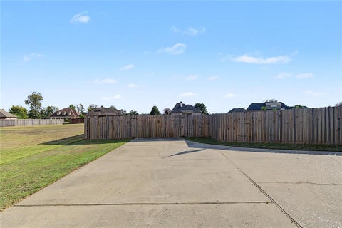 Tiny photo for 214 Cornerstone Boulevard, Haughton, LA 71037 (MLS # 21396199)