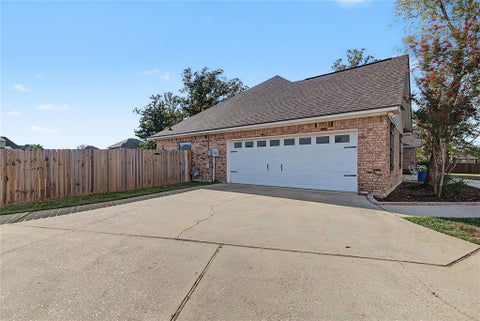 Tiny photo for 214 Cornerstone Boulevard, Haughton, LA 71037 (MLS # 21396199)