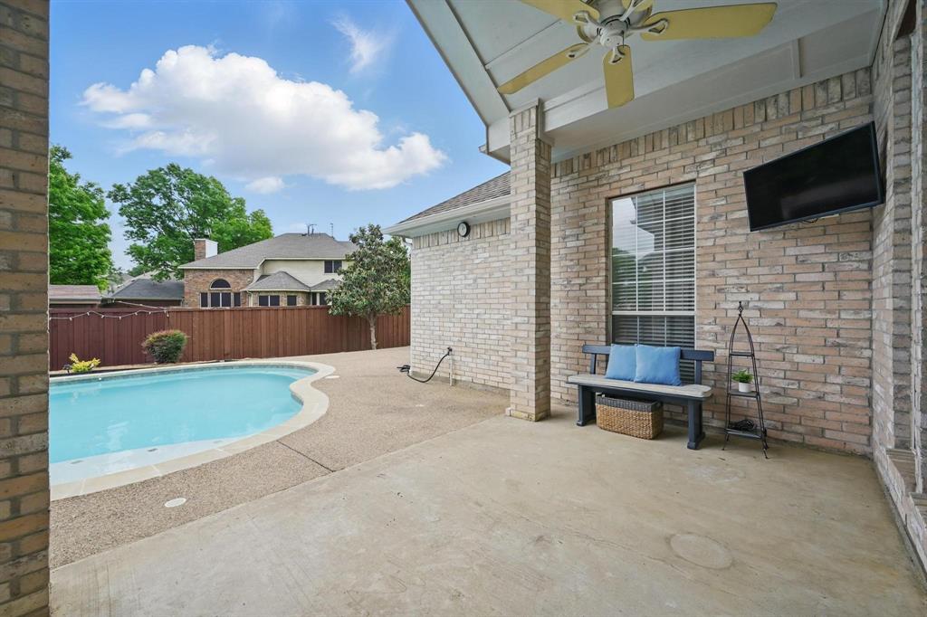 Flower Mound, Texas 75028, United States, 4 Bedrooms Bedrooms, ,2 BathroomsBathrooms,Residential,Pending,121101