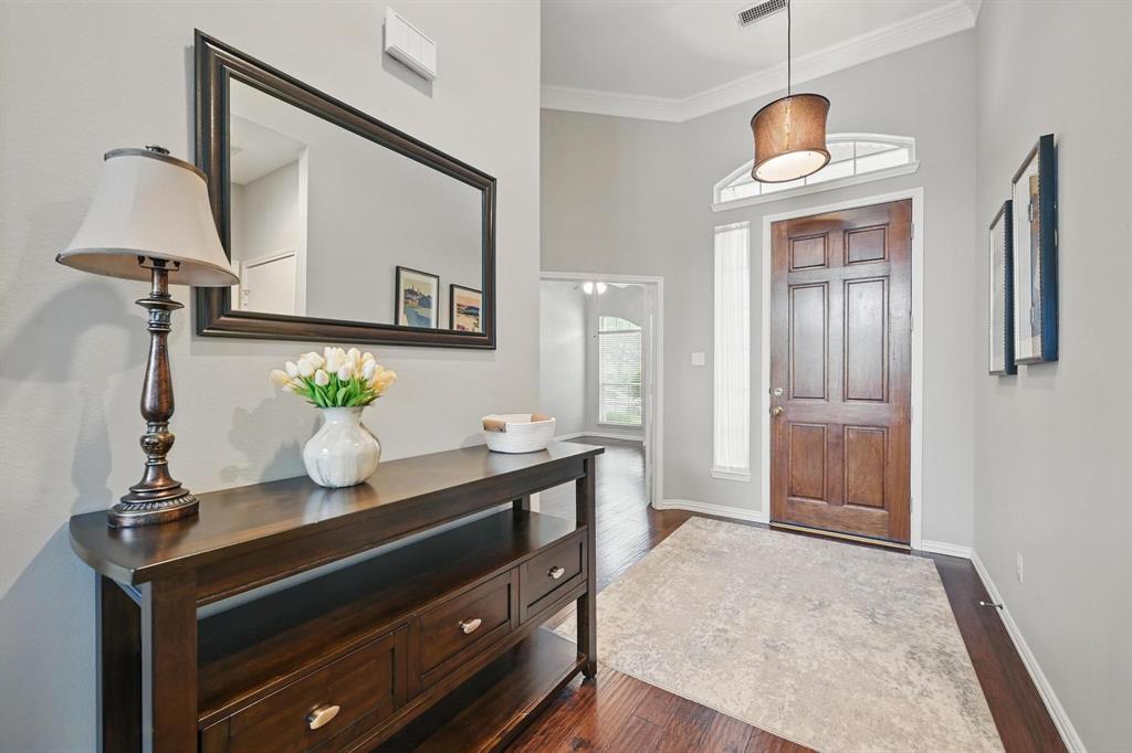 Flower Mound, Texas 75028, United States, 4 Bedrooms Bedrooms, ,2 BathroomsBathrooms,Residential,Pending,121101