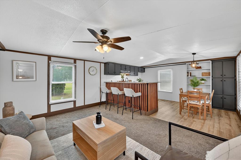 6513 Arbor Vine Trail