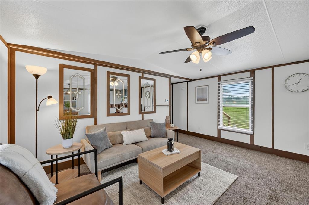 6513 Arbor Vine Trail