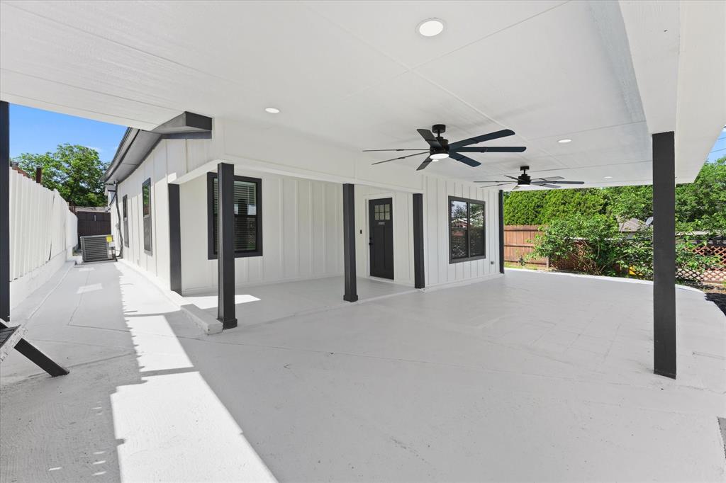 300 Steinman Avenue