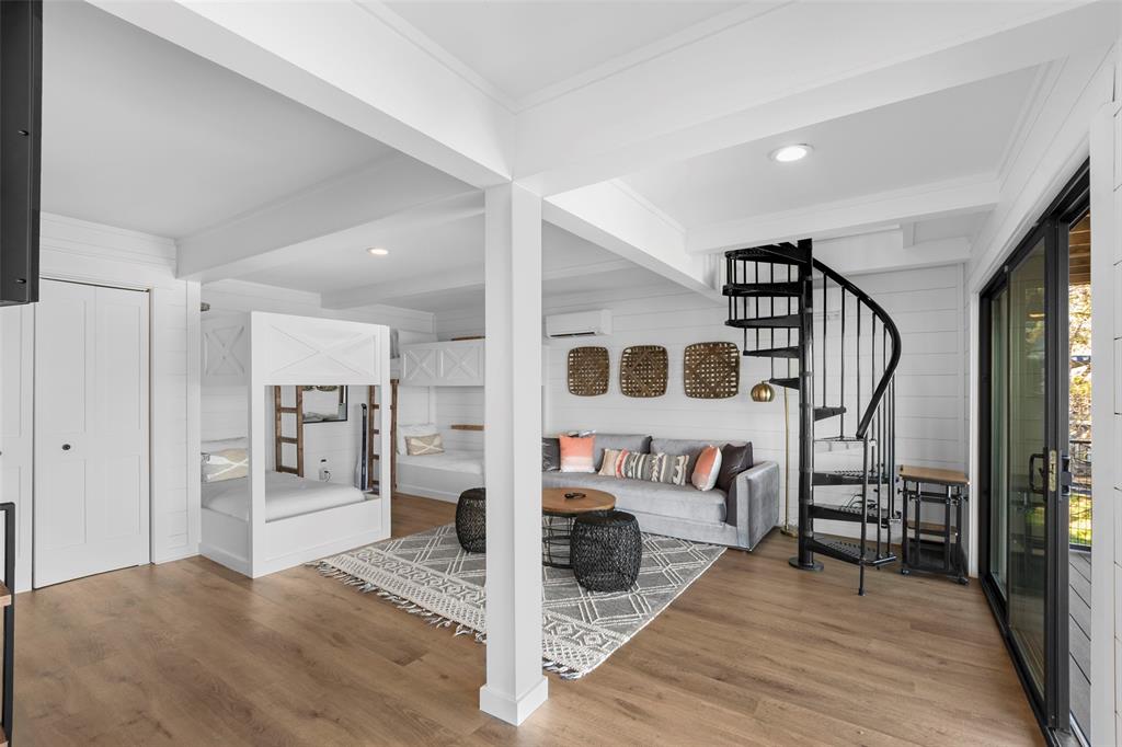 Pk Lake - Residential