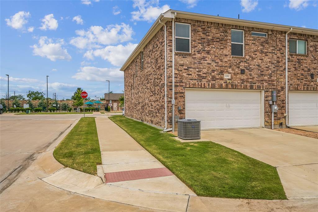 1291 Lamar Drive