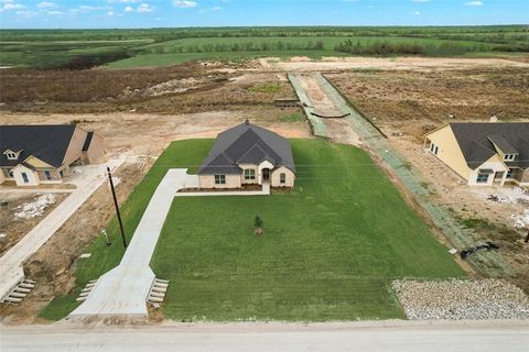 A home in Valley View