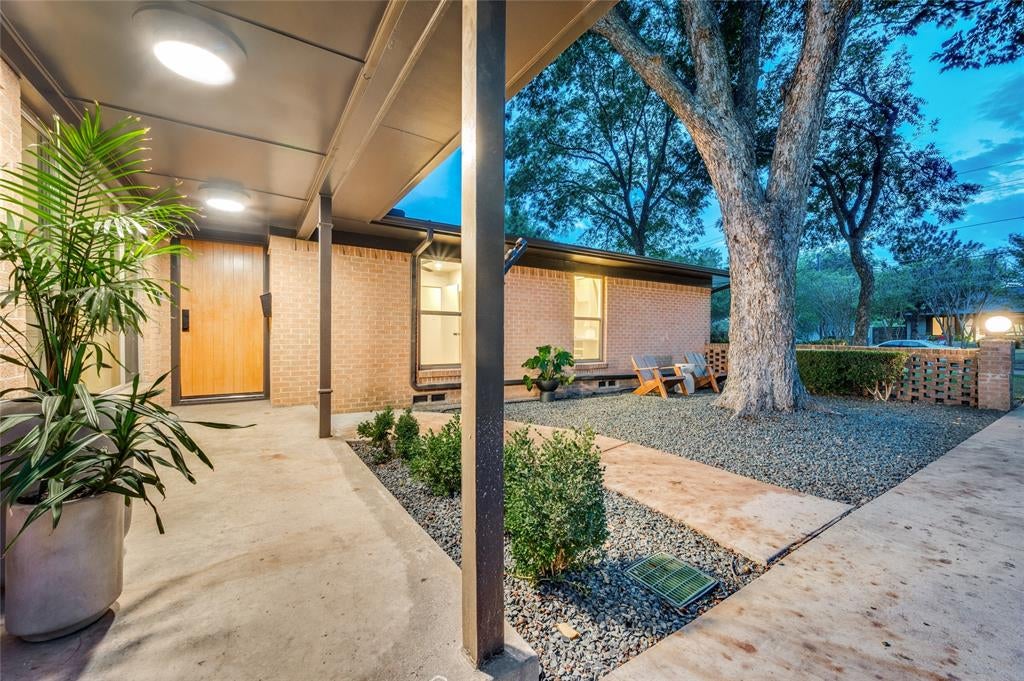 6656 Santa Anita Drive