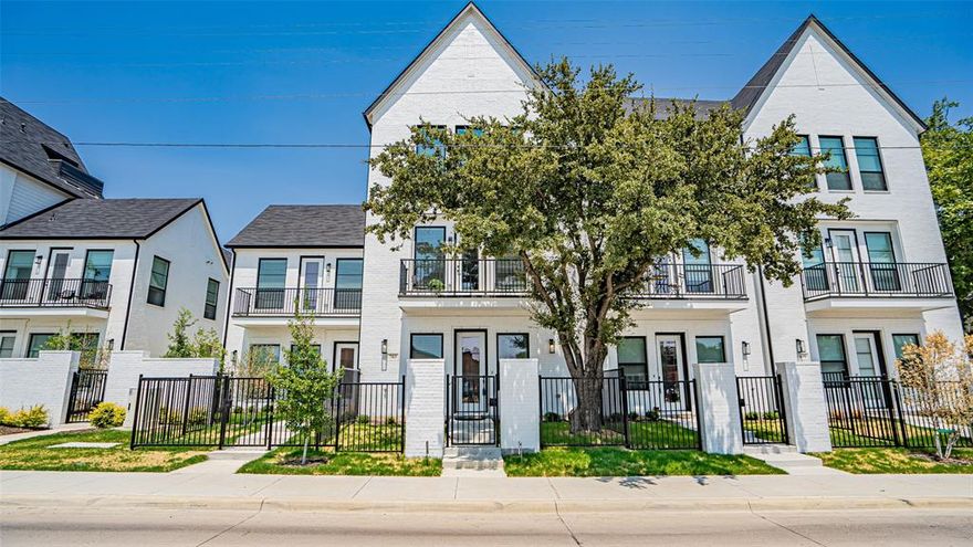 **ASK ABOUT OUR BUYER INCENTIVES**Looking for a fresh start? Look no further than our brand-new luxury townhomes! This gated community offers a great place to lock and leave! Homeowners have the best of everything, a beautiful home with a vibrant lifestyle, creating a modern oasis in the center of
Arlington. Complete with top-of-the-line finish-outs, Located just steps away from AT&T Stadium, Globe Life Field, and Texas Live!, Main 7 Urban Villas offer the perfect combination of convenience and luxury living. You'll also be within walking distance of the University of Texas at Arlington. Traveling is made easy, thanks to our close proximity to DFW Airport. Plus, our prime location places you in between the thriving cities of Dallas and Fort Worth. Don't let this opportunity pass you by!