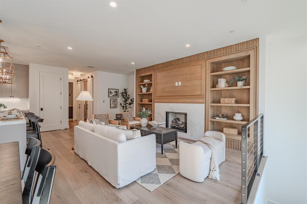 4114 Emerson Avenue 2