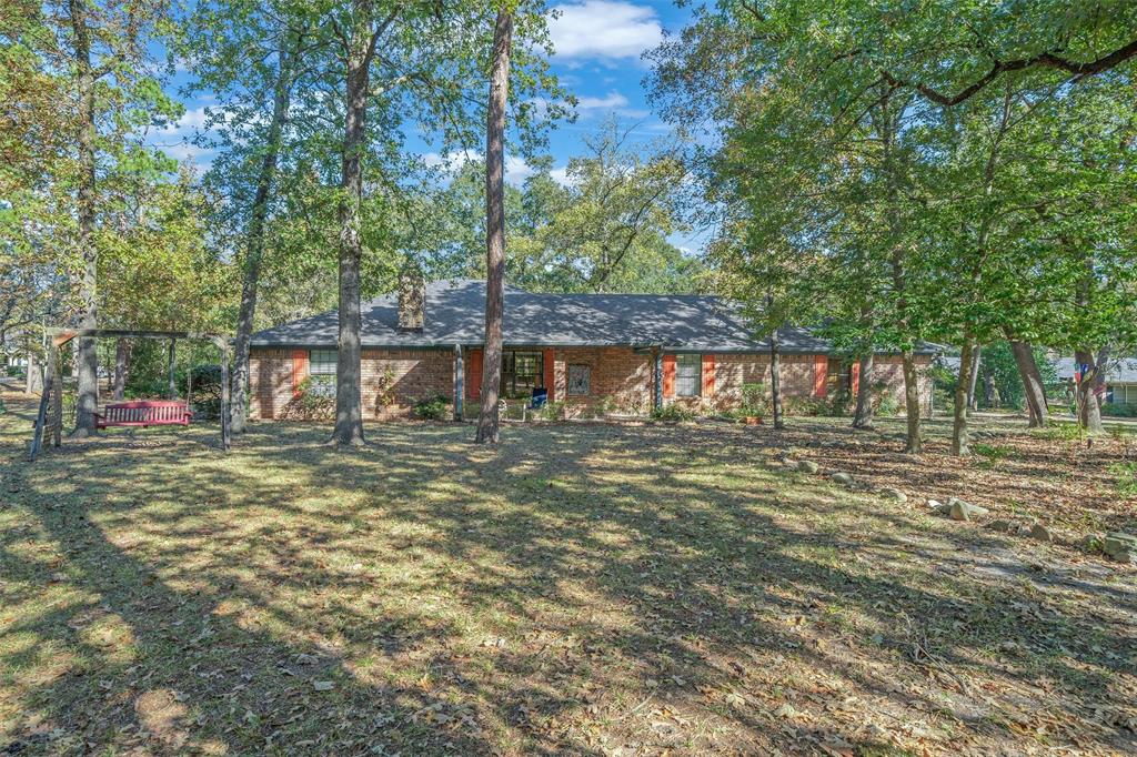 675 Greenbriar Trail