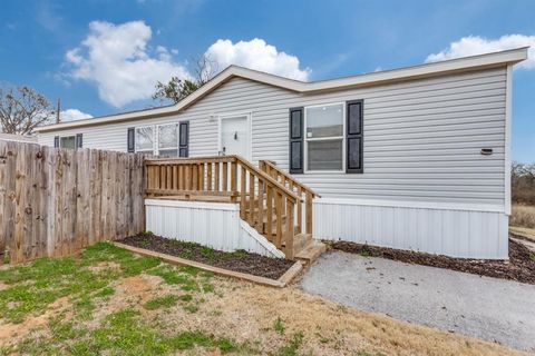 A home in Granbury