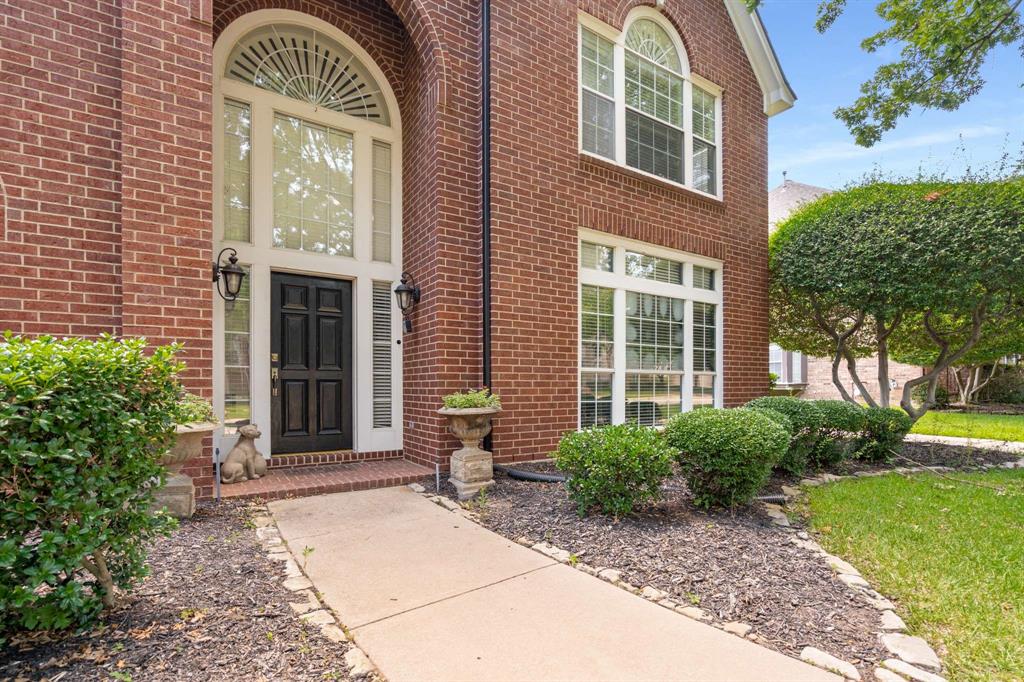 102 Starling Court