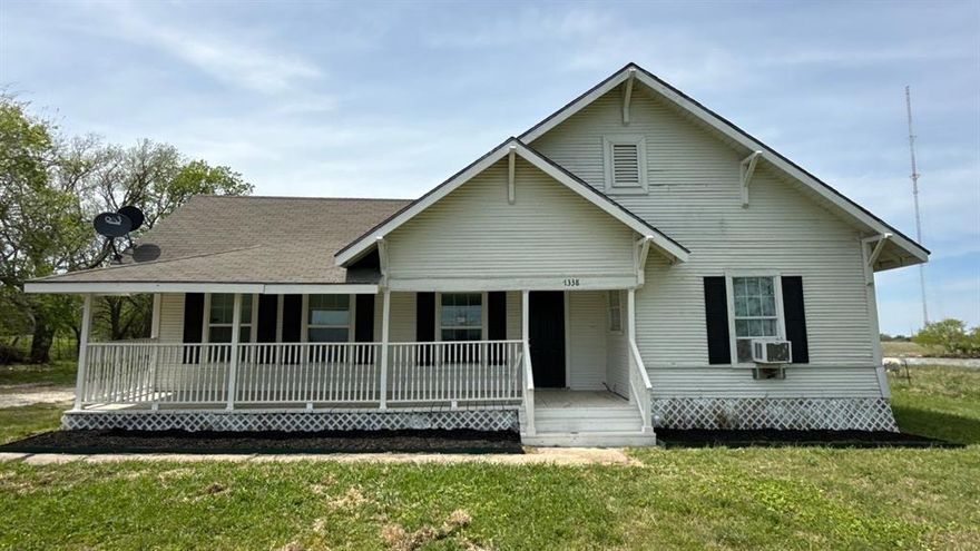 Excellent opportunity for country living just outside the rapidly growing city of Bonham! This 4-bedroom, 2-bath home sits on approximately 0.71 acres and offers nearly 150 feet of Highway 121 frontage—creating endless possibilities for residential use, rental income, or potential commercial exposure. Enjoy peaceful mornings and relaxing evenings on the covered front and back porches. Inside, you’ll find a spacious living area designed for comfort and functionality. The kitchen offers ample space for everyday living and entertaining, making it the heart of the home. Ideally located just south of downtown Bonham, this property provides the perfect balance of convenience, visibility, and flexibility. Whether you're searching for a place to call home, an investment opportunity, or a high-traffic location for a business venture, this property delivers exceptional value.  Opportunities like this are rare—schedule your showing today and don’t miss your chance to make it yours!