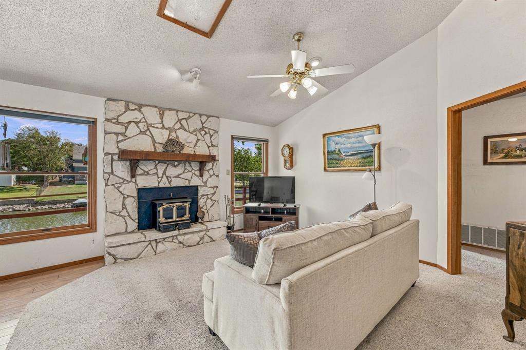 4017 Dakota Trail