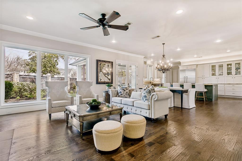 4505 W Amherst Avenue