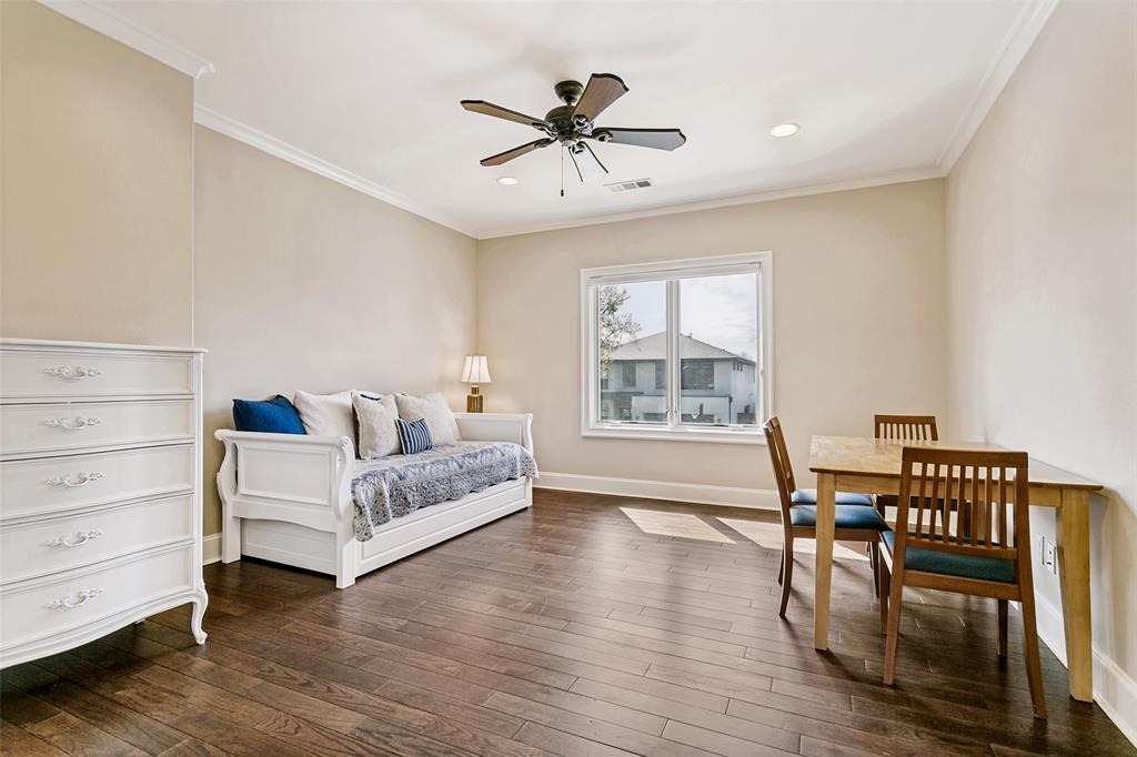 Linwood Place - Residential