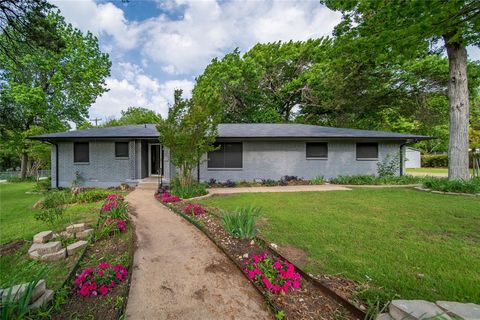 1103 Statler Drive Duncanville TX 75116