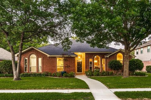 Photo of 406 Graham Lane, Wylie, TX 75098 (MLS # 21262708)