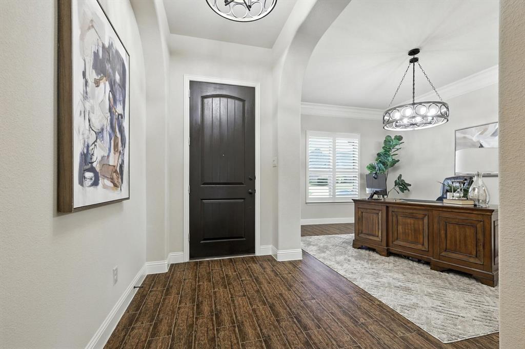 10883 Smoky Oak Trail